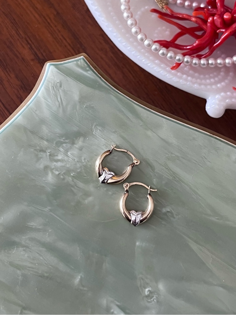 Vintage 10k Gold Huggie Hoops Earrings Two Tone Hearts